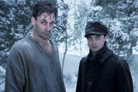 Radcliffe (Harry Potter) y  Hamm (Mad Men) juntos en la serie " A Young Doctor's Notebook"