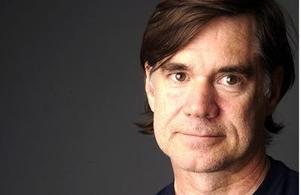 Gus Van Sant quiere dirigir 'Cincuenta sombras de Grey'