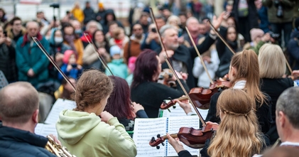 Casting músicos de orquesta clásica para rodaje de publicidad